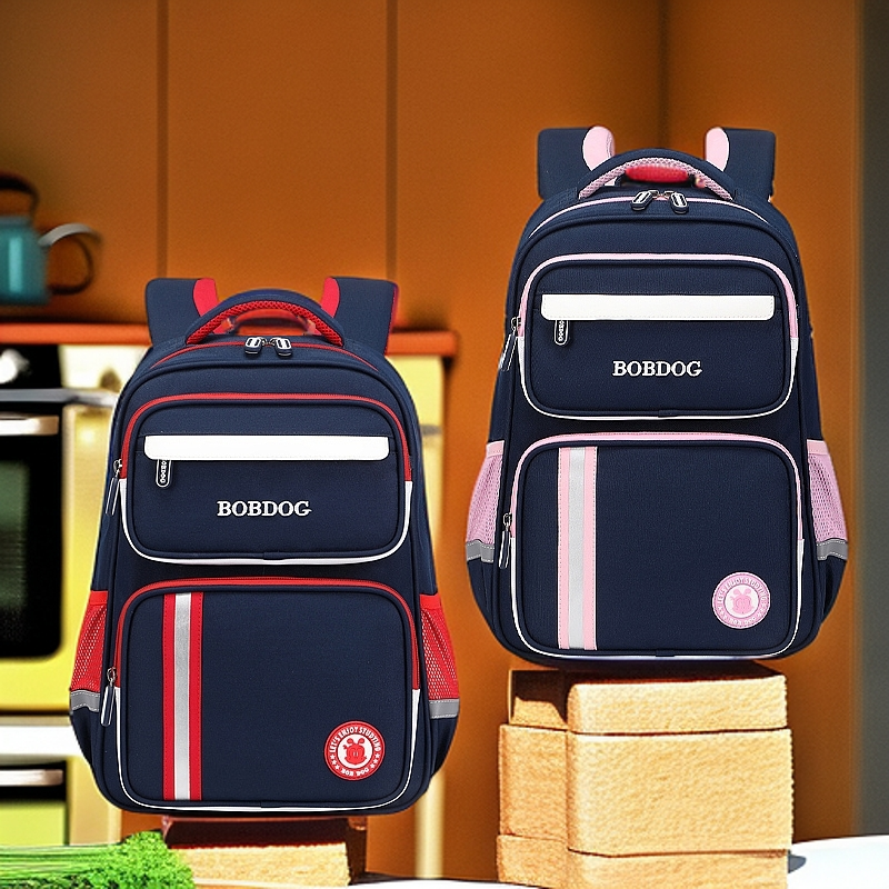 Bobdog/巴布豆小学生护脊书包减负大容量双肩英伦风男女开学装备