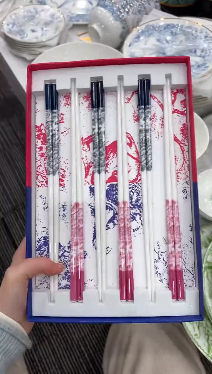 【闪购商品】杯000------------