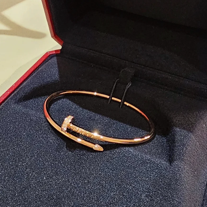 99新 Cartier/卡地亚 小花6欢 细版20钻钉子手镯 18K黄金 16号