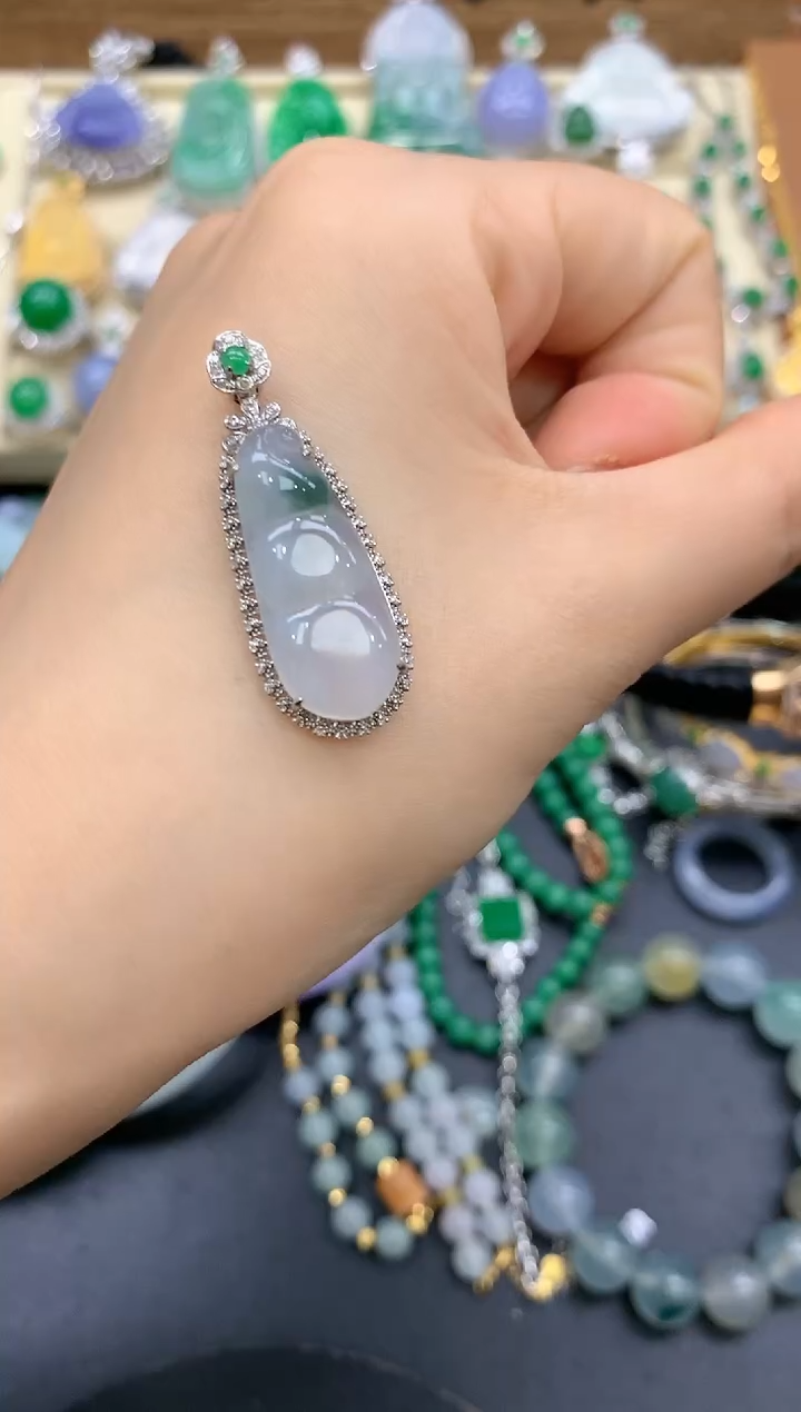 【闪购商品】翡翠颈饰18K金镶嵌235-中国好珍宝