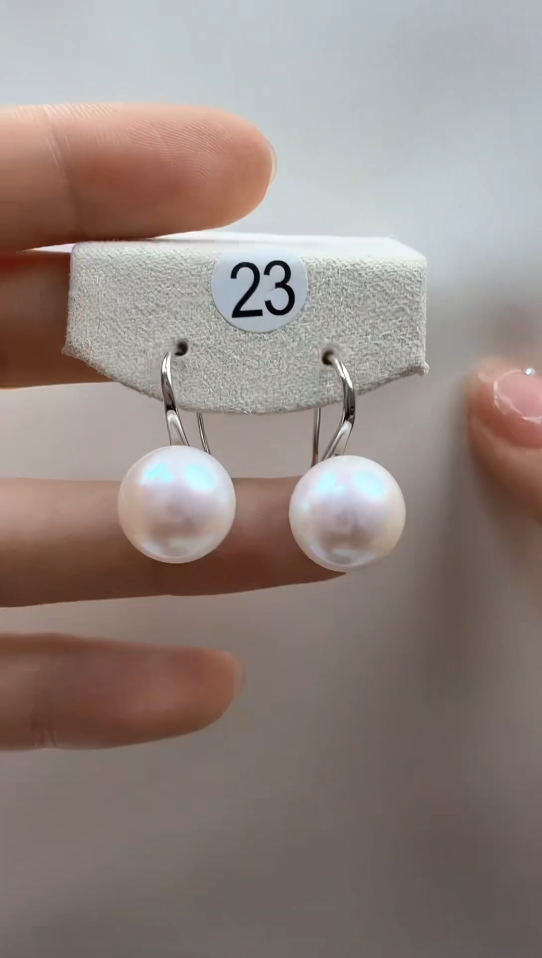 【闪购商品】淡水珍珠耳饰银S925镶嵌11-12mm高跟鞋耳钩