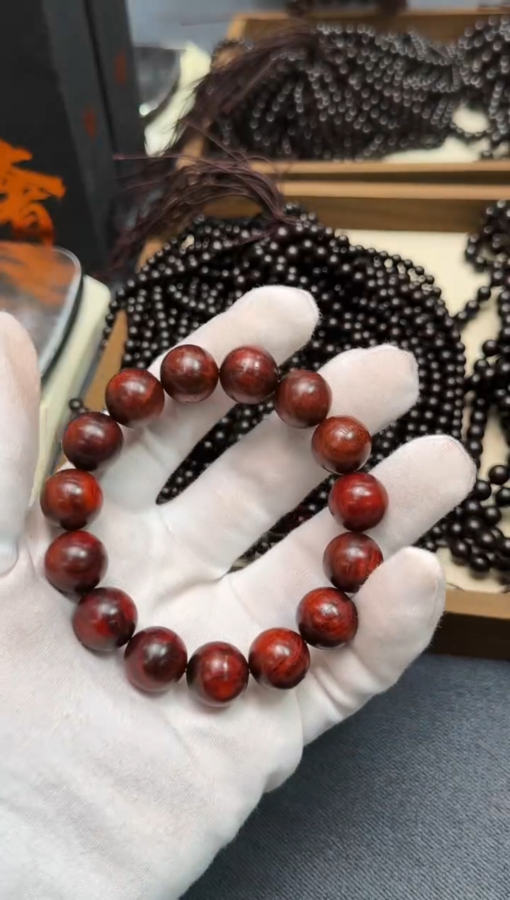 小叶紫檀手串/手链能****岁小叶紫檀火焰纹1.5