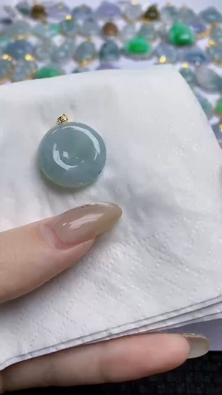 【闪购商品】翡翠颈饰未镶嵌天然A货翡翠 