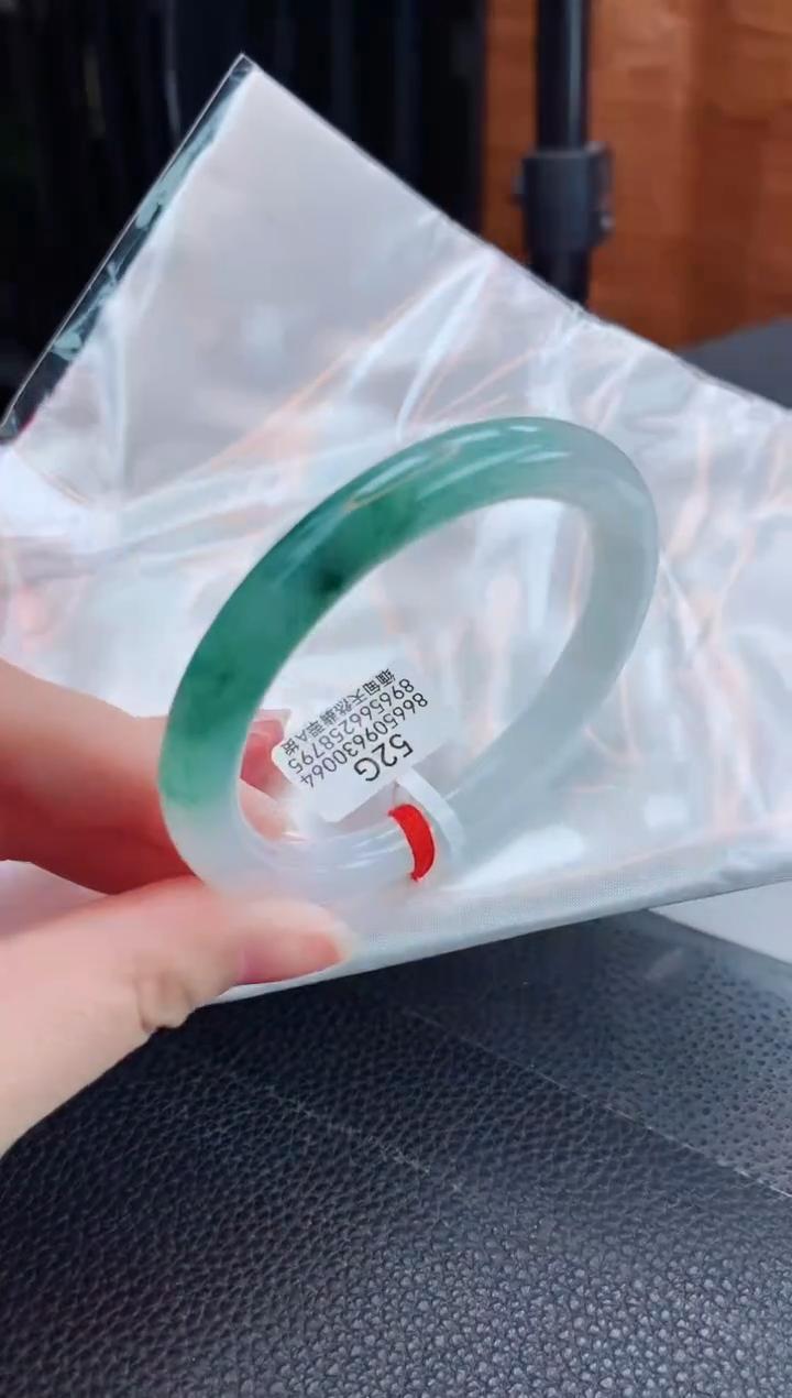 【闪购商品】翡翠手镯未镶嵌缅甸天然翡翠A货手镯