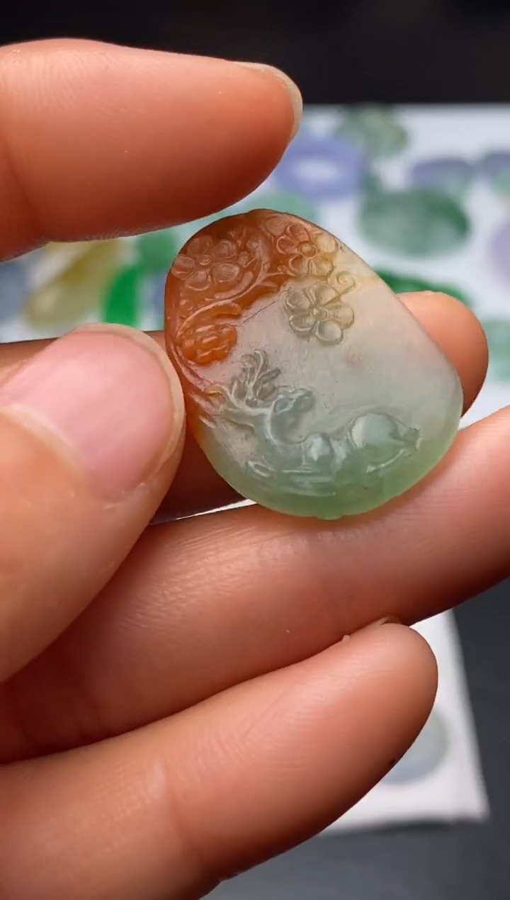 【闪购商品】定制翡翠未镶嵌翡翠毛货~