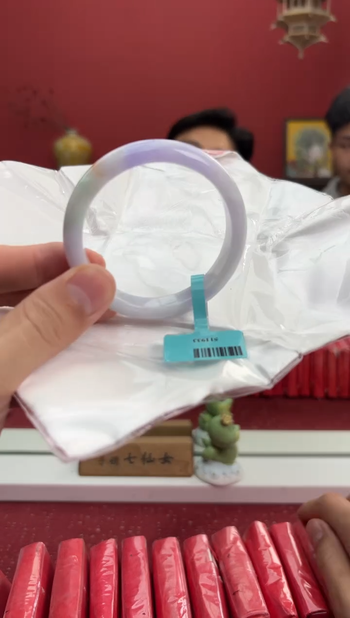 【闪购商品】翡翠手镯未镶嵌28手镯