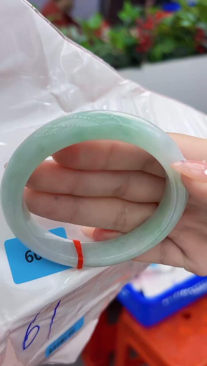 【闪购商品】翡翠手镯未镶嵌翡翠手镯