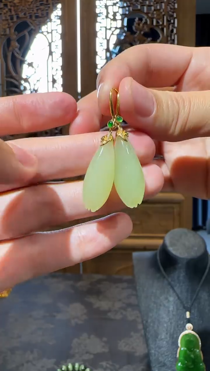 【闪购商品】和田玉吊坠18K金镶嵌1