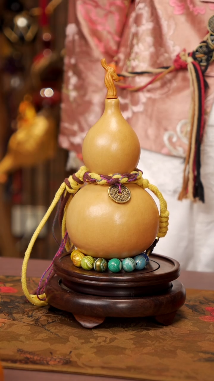 83易林大漆酒葫芦-----158