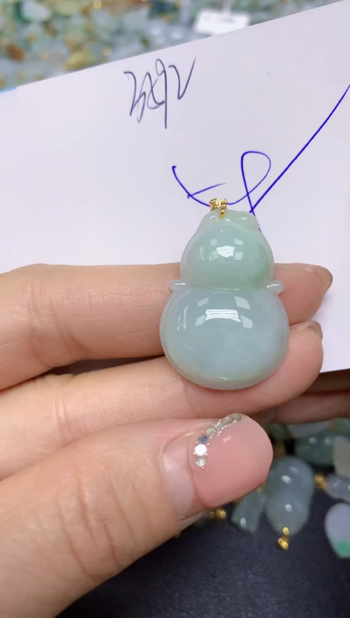 【闪购商品】翡翠挂件18K金镶嵌 天然翡翠A货