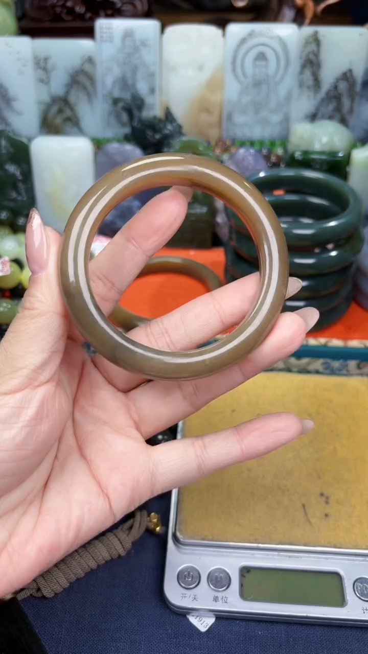 颈饰未镶嵌和田玉和田玉