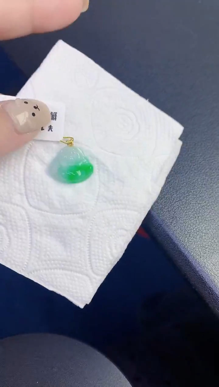 颈饰18K金镶嵌翡翠缅甸天然翡翠A货