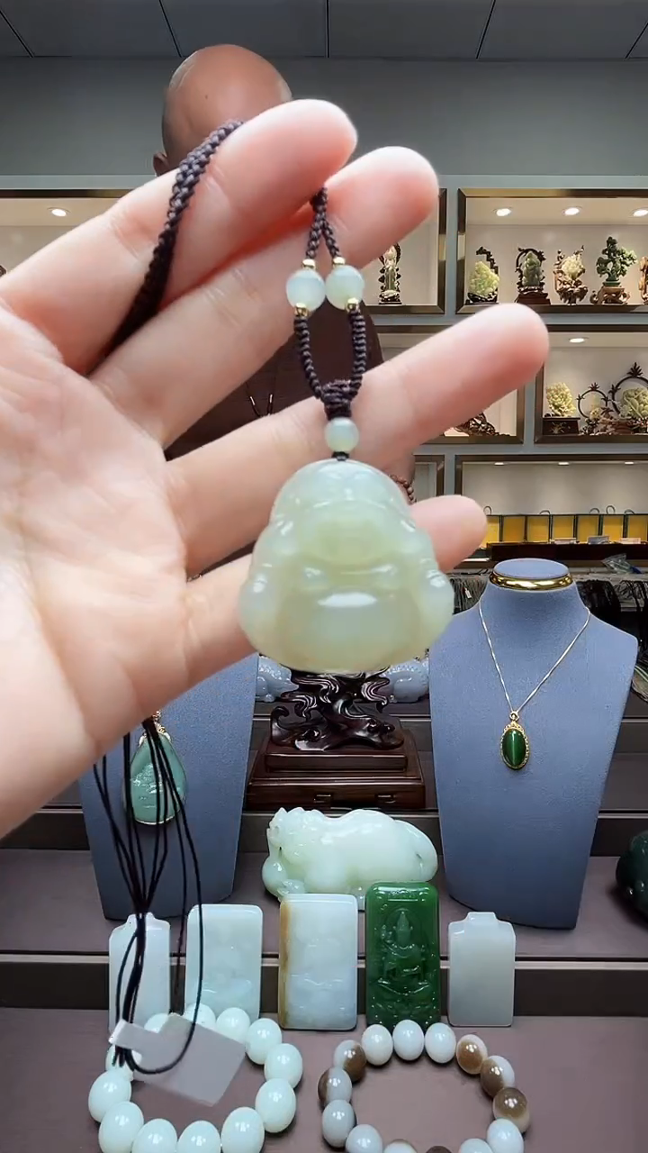 【闪购商品】和田玉颈饰未镶嵌苏