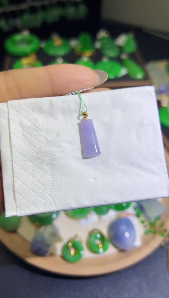 【闪购商品】翡翠颈饰18K金镶嵌Q缅料A货翡翠/支持复检/一件