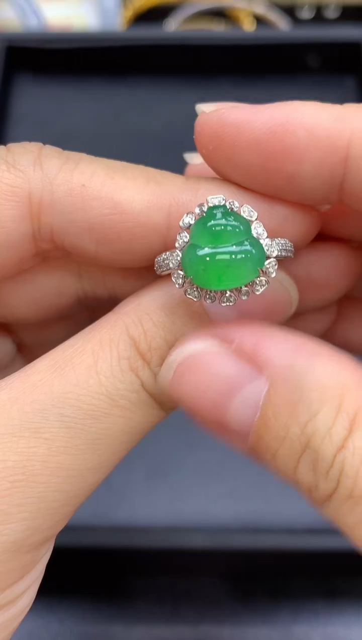 18K金镶嵌戒指翡翠577-中国好珍宝