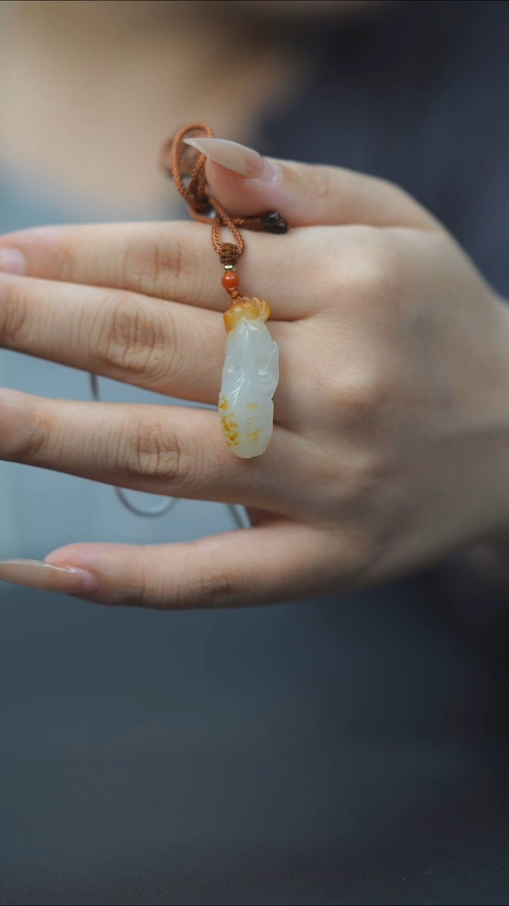 吊坠(赠链)未镶嵌和田玉(籽）白玉 白肉红p 金玉满堂 HE50182