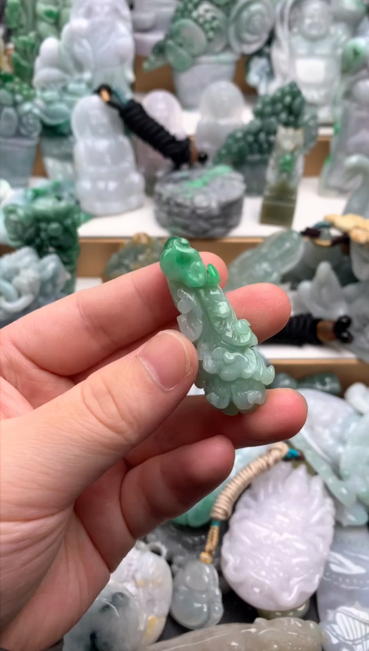 吊坠(不含链)未镶嵌翡翠1