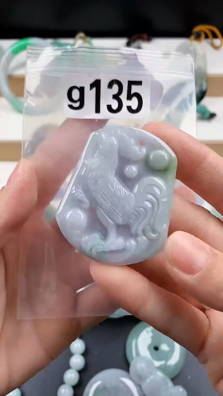 颈饰未镶嵌翡翠天然翡翠吊坠挂件