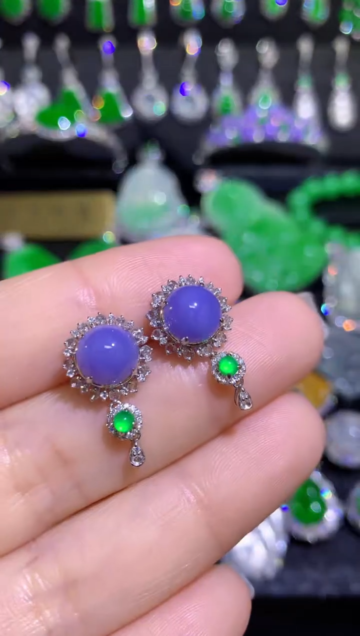 【闪购商品】翡翠耳饰18K金镶嵌紫罗兰蛋面耳钉