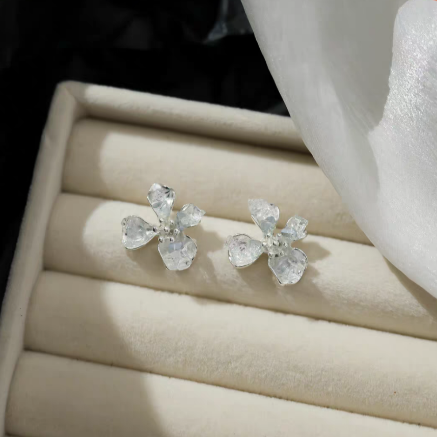 铜合金耳饰 【D89】时尚气质温柔精致百搭耳环