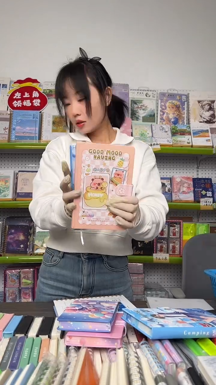 冰*水A5    卡皮和男生混搭
