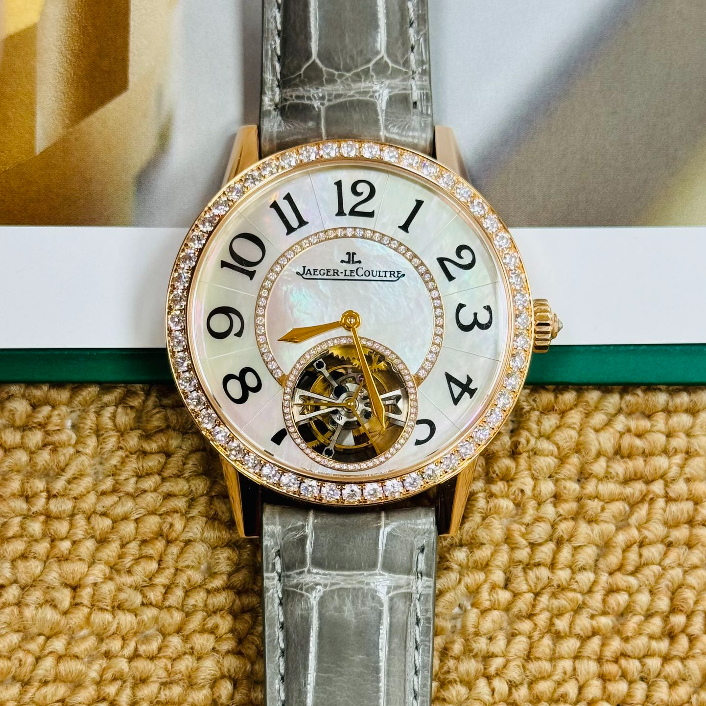 95新 Jaeger-LeCoultre/积家 积家约会贝母面陀飞轮  单表