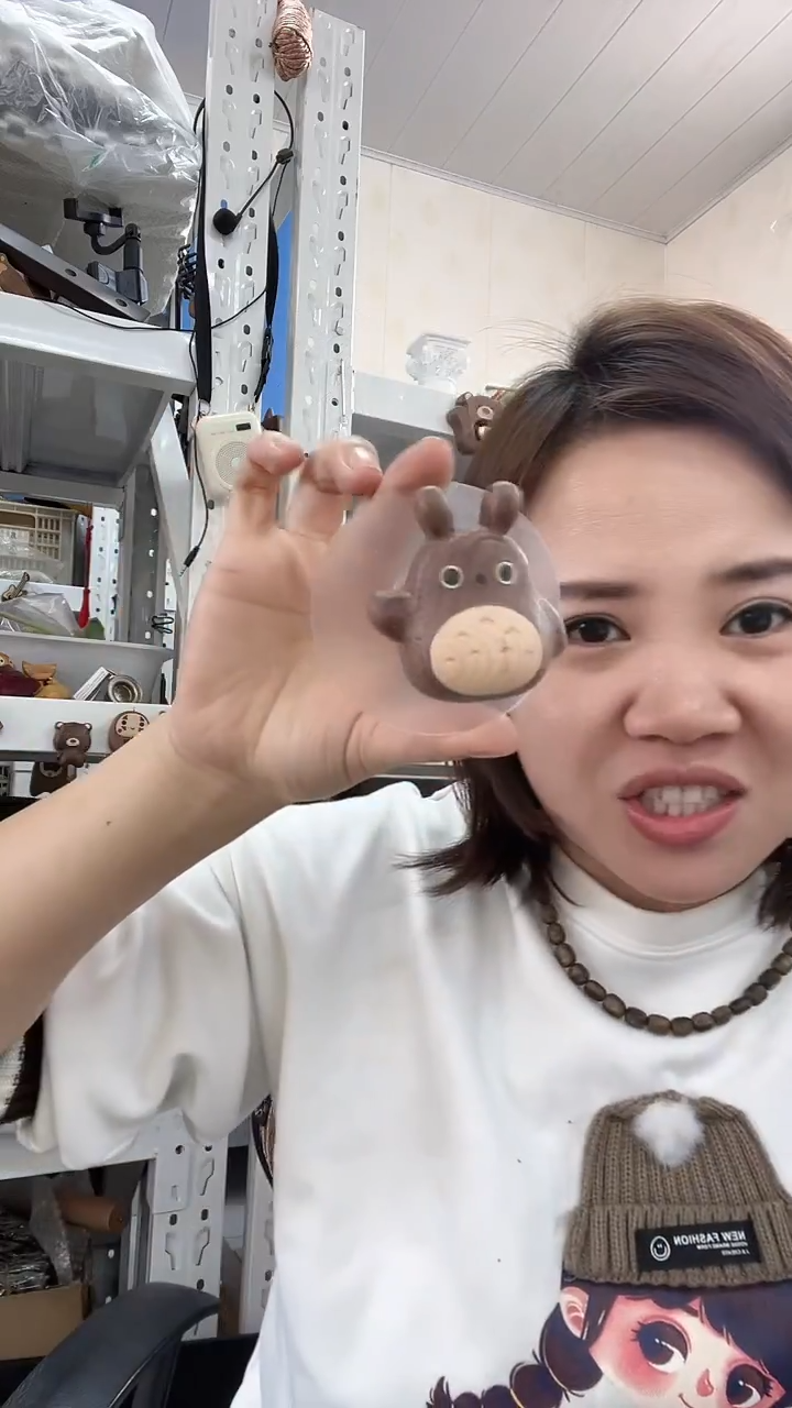 木小龙猫挂钩黑胡桃微微瑕疵