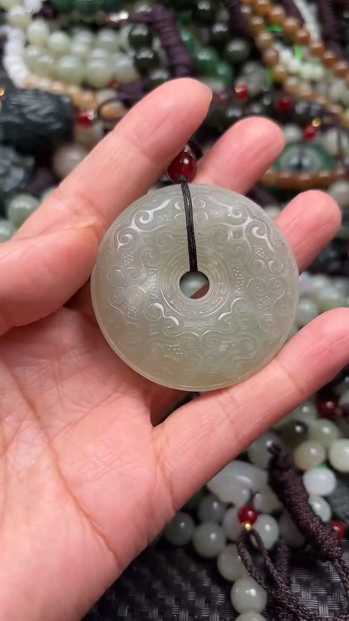 【闪购商品】和田玉颈饰未镶嵌1