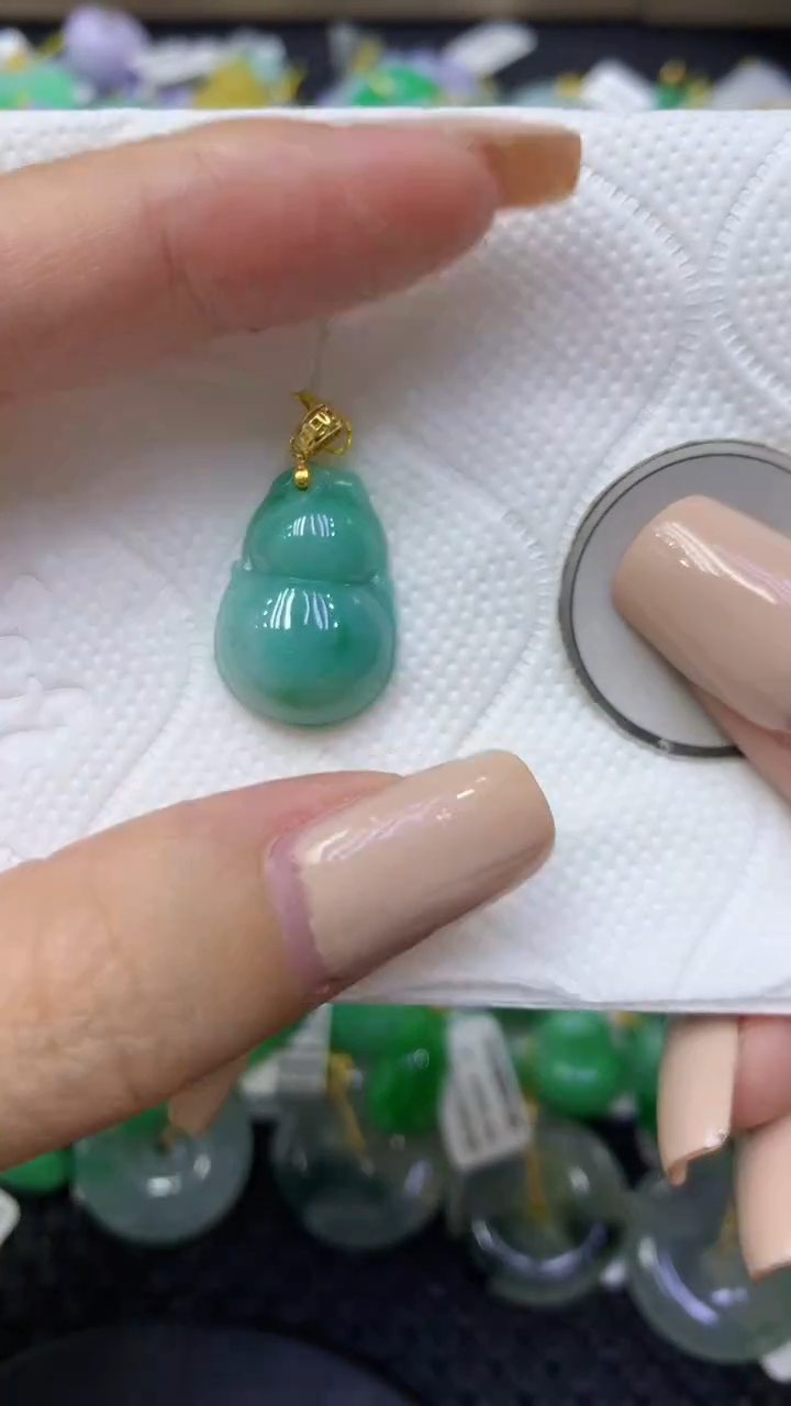 颈饰未镶嵌翡翠天然缅甸翡翠A货