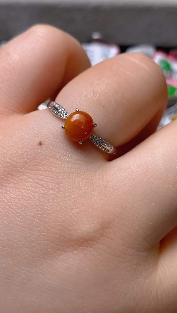 银S925镶嵌戒指翡翠百内无证书