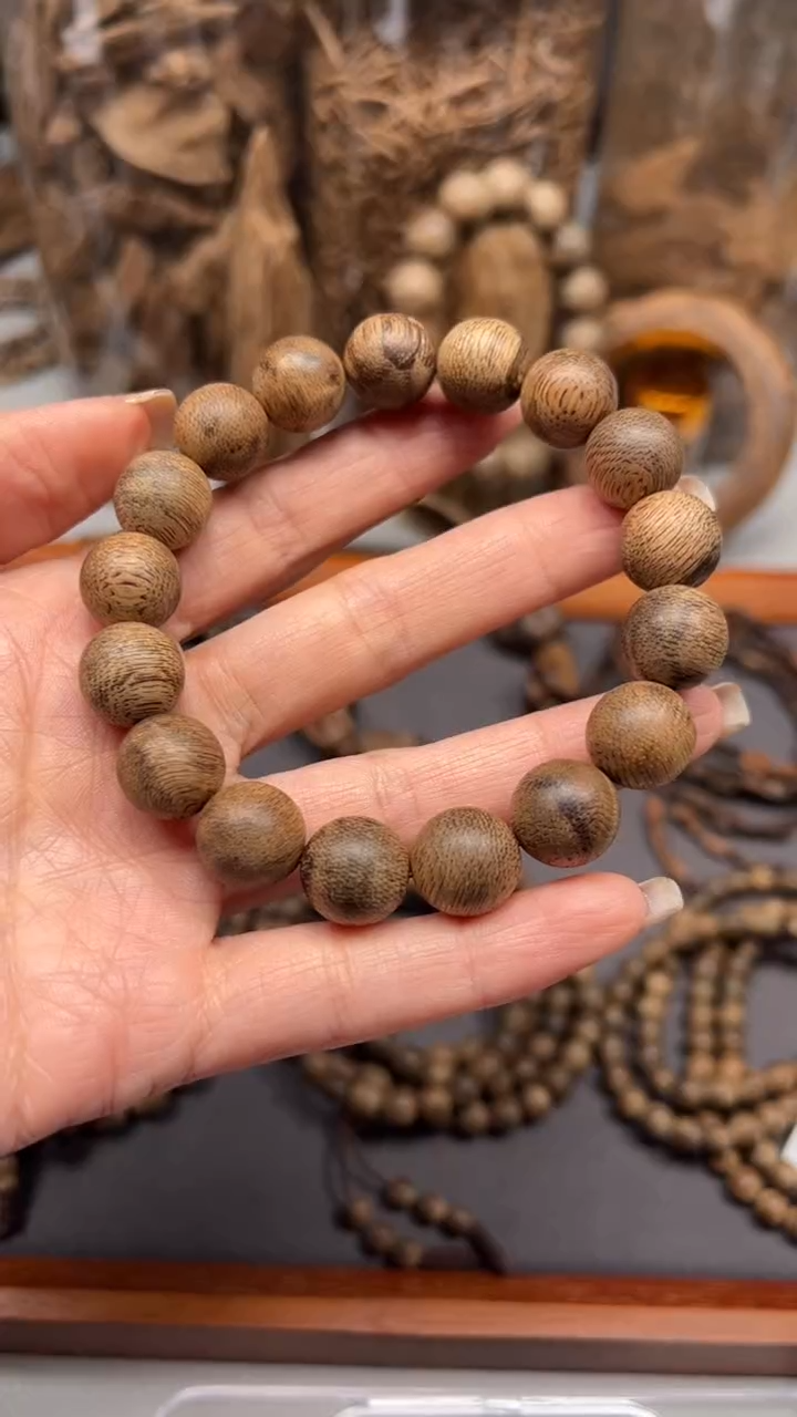 【闪购商品】沉香手串柬埔寨1.3单圈 15.6g