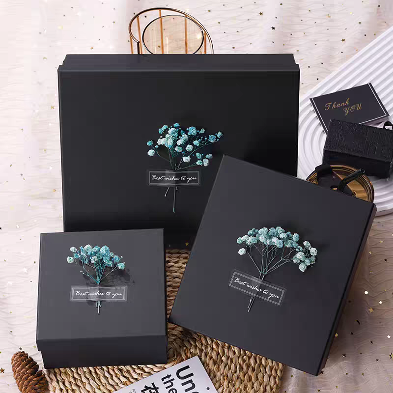 惊喜盒子轻奢气质耳钉手镯项链时尚