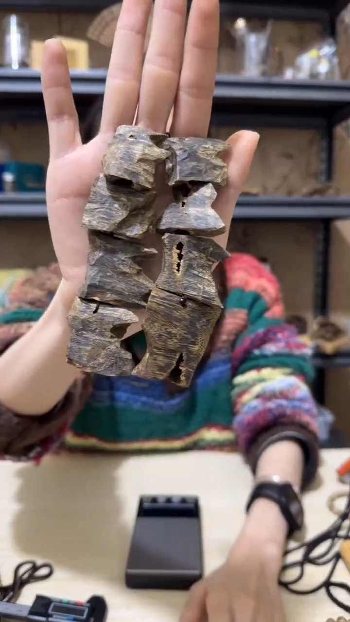 【闪购商品】沉香沉香木制品42号棋楠虫漏多样性发一条