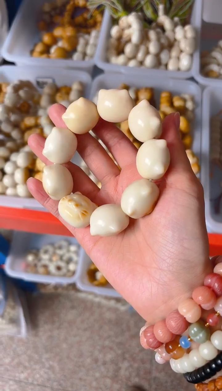 吊坠菩提根/象牙果大卡猫咪头单圈