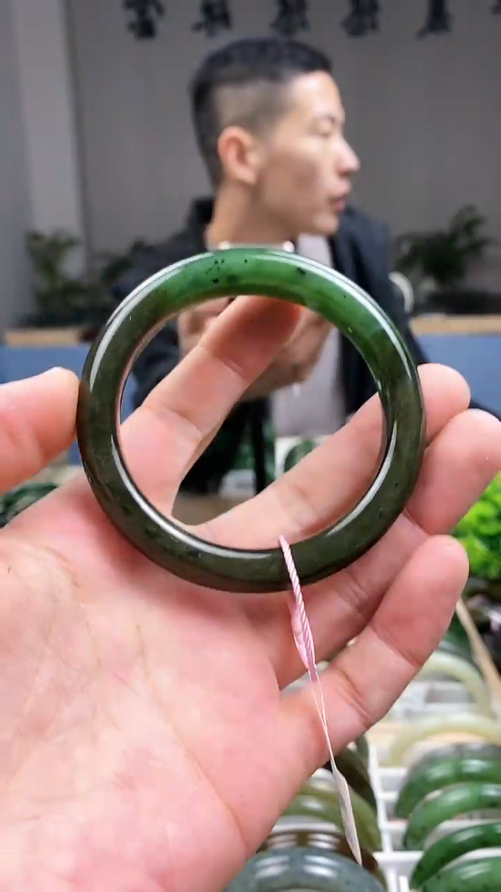 【闪购商品】和田玉手镯未镶嵌58.6