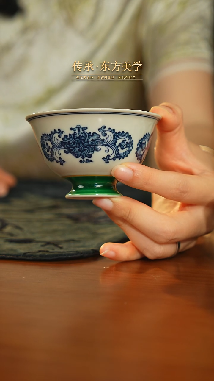 瓷片瓷唐里     