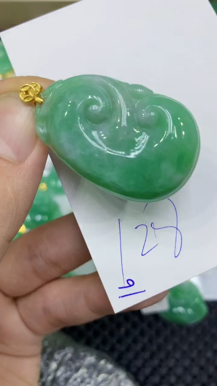 颈饰未镶嵌翡翠缅甸A货翡翠
