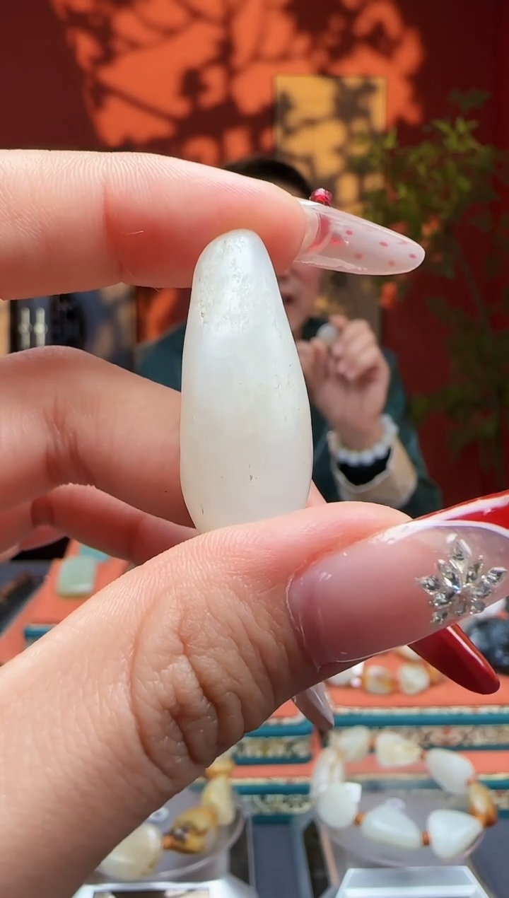 【闪购商品】和田玉吊坠未镶嵌吊坠10克