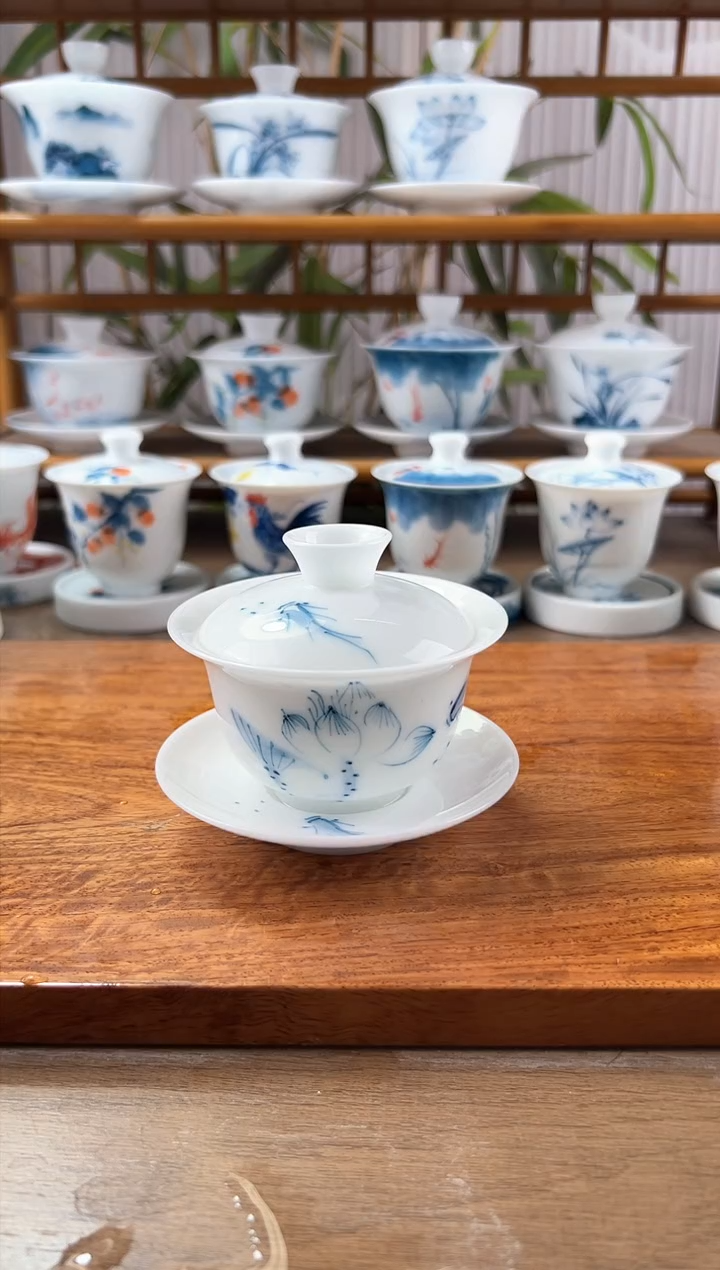 微瑕高冰荷花鱼聚130ml三才盖碗