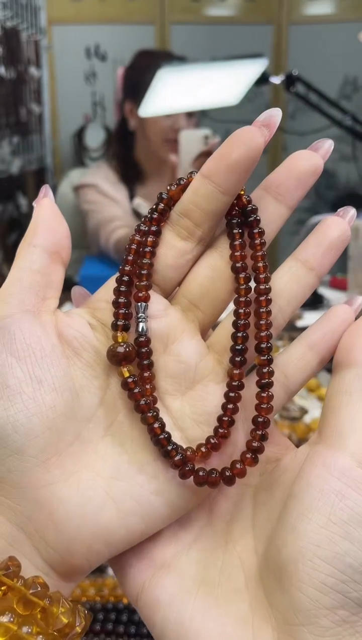 【闪购商品】琥珀裸石未镶嵌6+血珀锁骨链