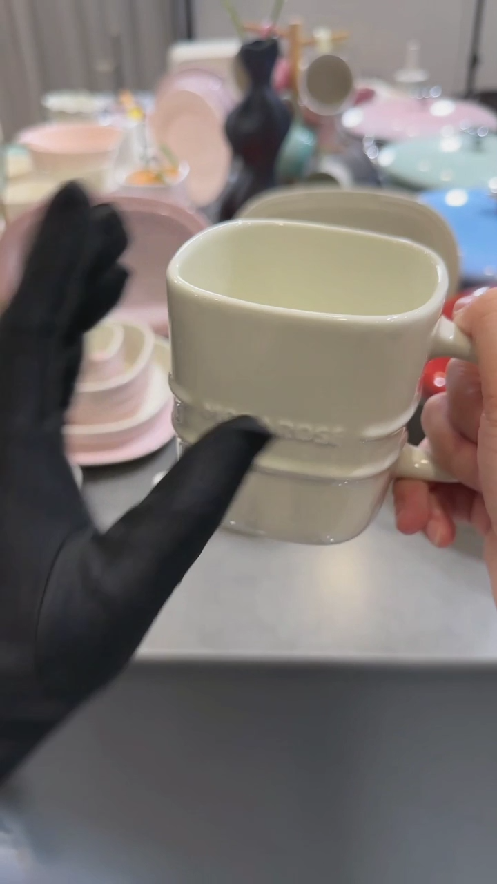 【闪购商品】瓷奶油白300毫升-1个