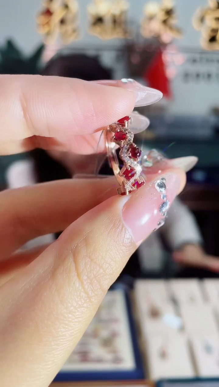 【闪购商品】红宝石戒指银S925镶嵌戒指