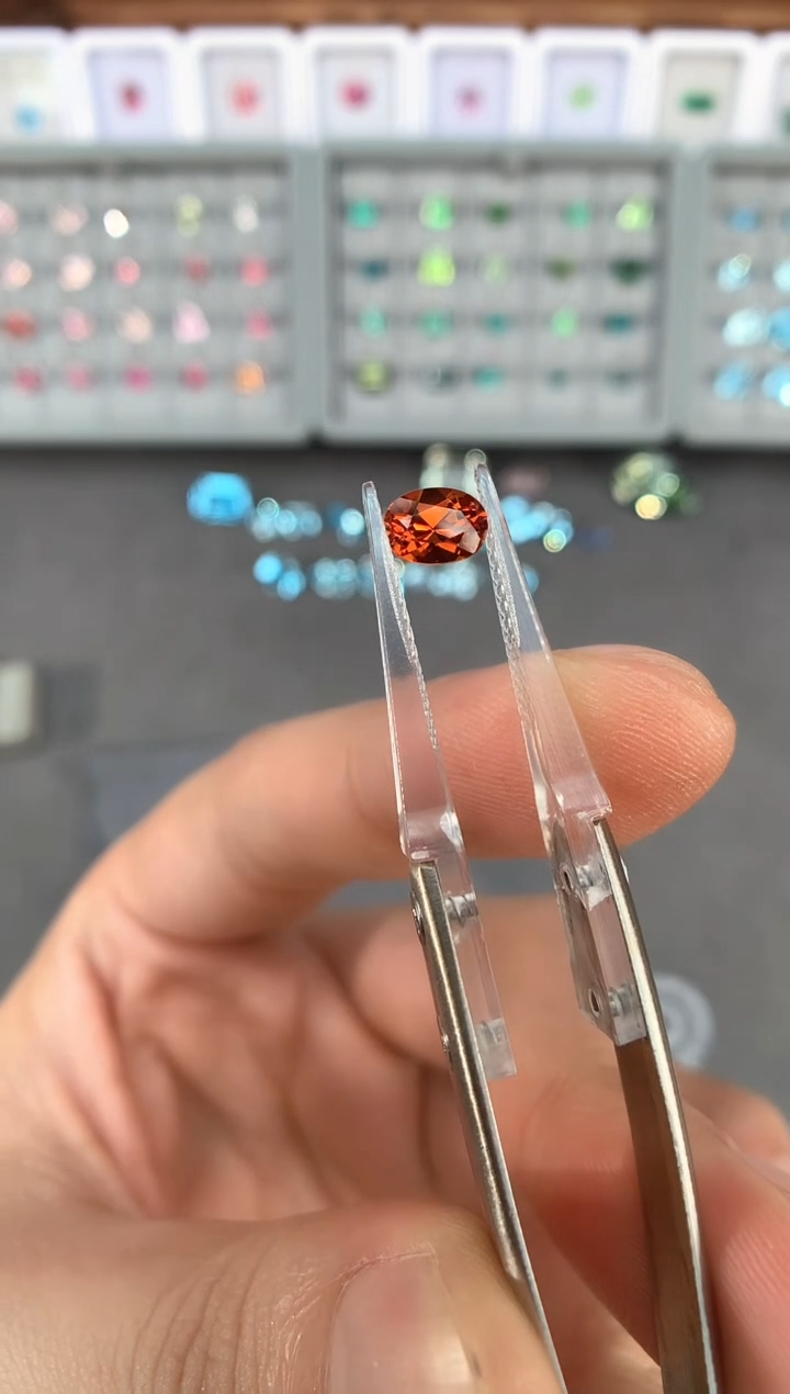【闪购商品】定制石榴石裸石未镶嵌1.15ct