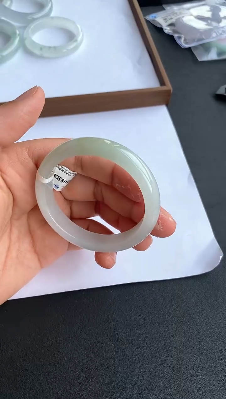 翡翠手镯未镶嵌10号54.5*11.9*8.2正圈