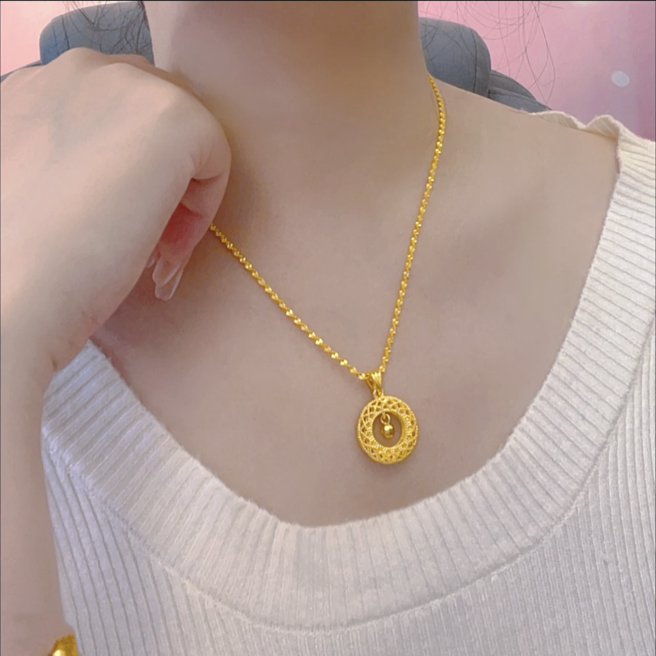 铜合金项链  时尚百搭花丝平安扣吊坠女花丝镂空轻奢项链饰品