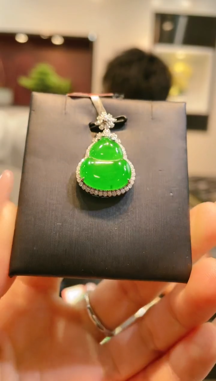 【闪购商品】翡翠颈饰18K金镶嵌A39天然A货翡翠吊坠