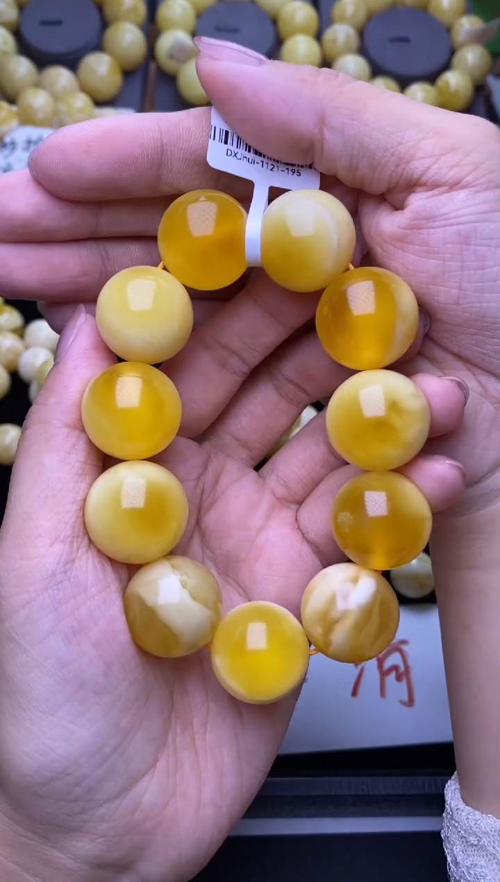 裸石琥珀未镶嵌20mm+大小姐珠宝8