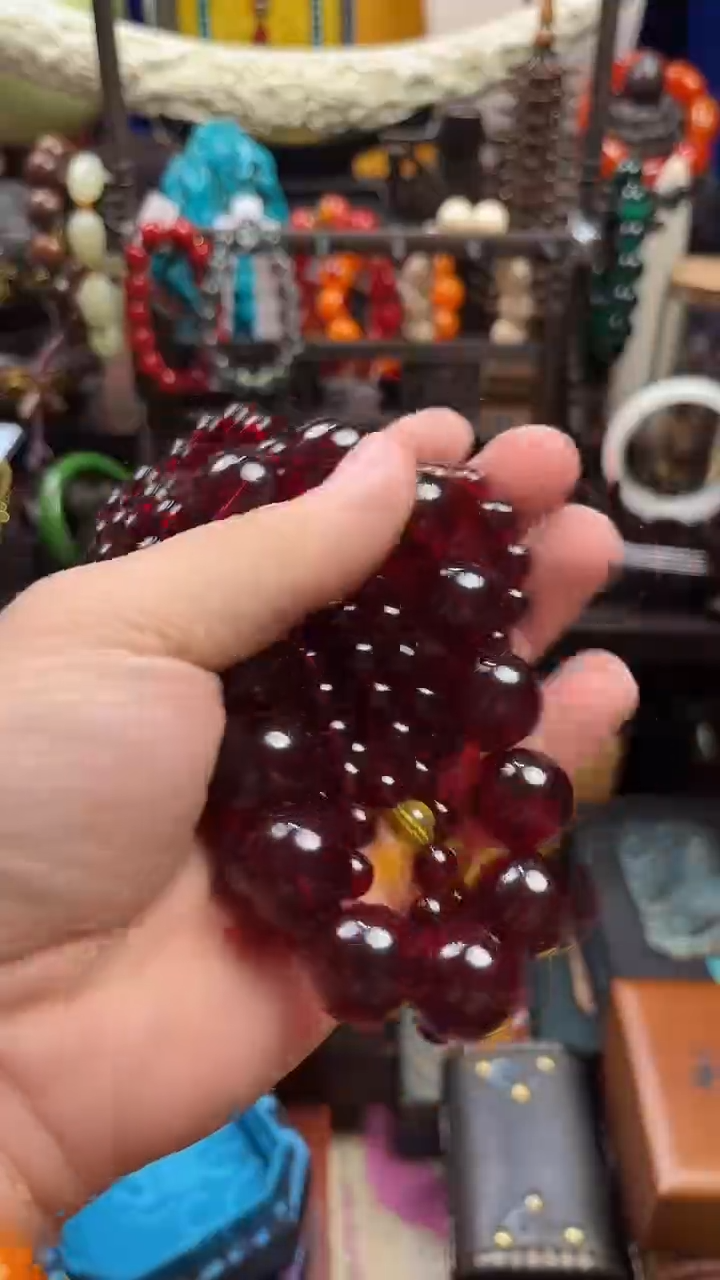 未镶嵌颈饰琥珀红破一套