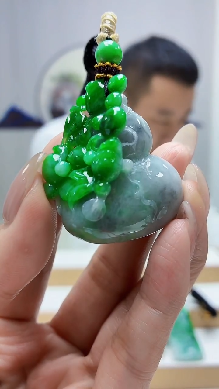 未镶嵌定制翡翠4898MM-毛货挂件161