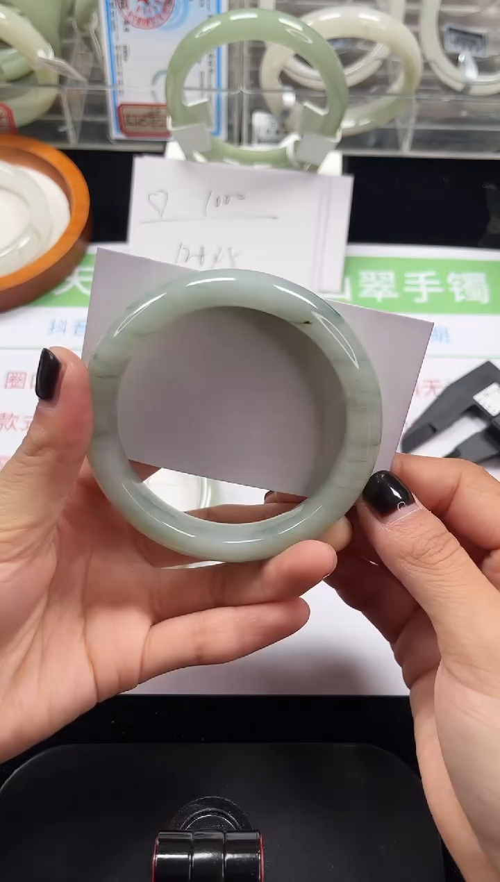 未镶嵌手镯石英质玉25-60/61